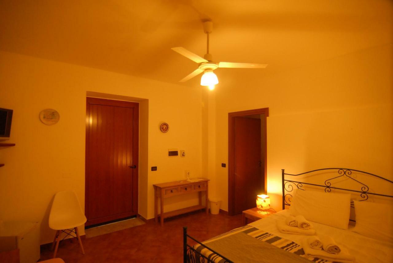 Eoliano B&B Malfa (Salina) Exterior foto